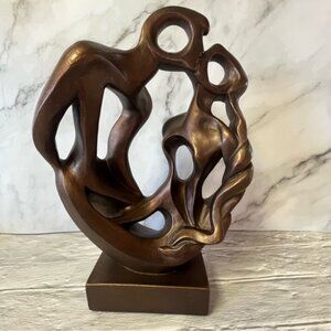 Vintage Austin Productions 1991 "Wedding Rings" Kissing Couple by Martel